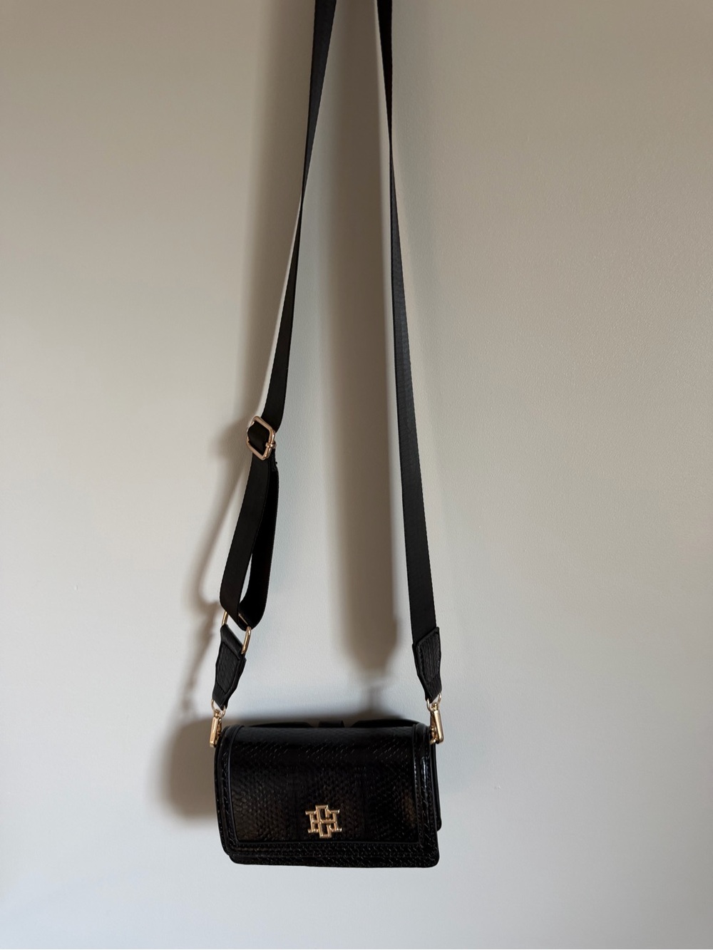 Caroline Hill Bag